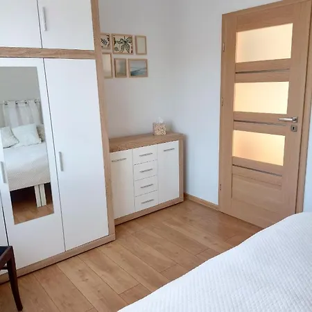 Nad Jeziorakiem Apartment *